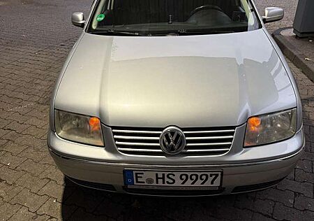 VW Bora Volkswagen 1.6 Automatik Pacific