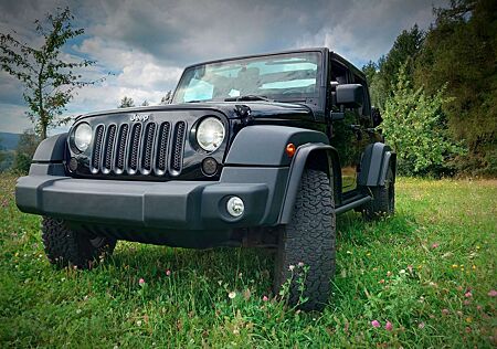 Jeep Wrangler +Unlimited+2.8+CRD+DPF+Sahara