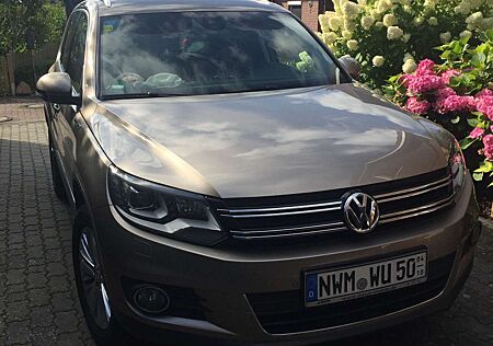 VW Tiguan Volkswagen 2.0 TDI DPF 4Motion DSG Lounge Sport