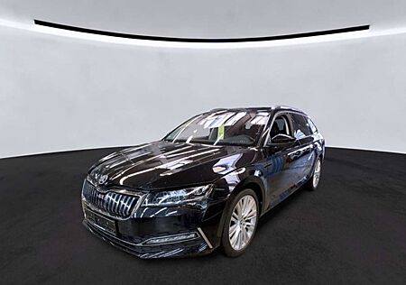 Skoda Superb iV Combi Style 1.4 TSI DSG AHK/Leder/19/ Style iV