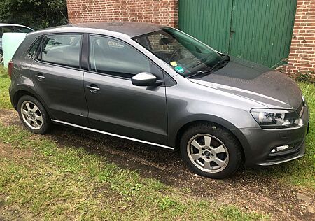 VW Polo Volkswagen 1.4 TDI (Blue Motion Technology) AHK