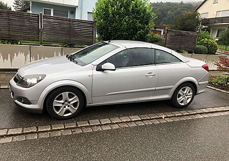 Opel Astra OCN 6725