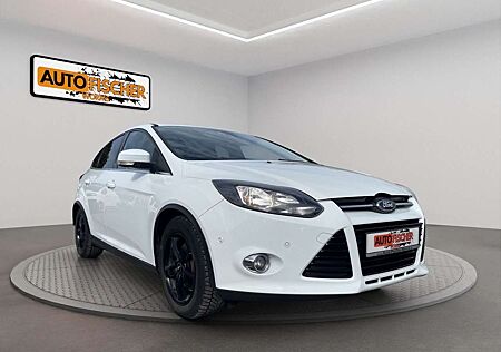 Ford Focus gebraucht kaufen Ford Focus Titanium Leder Navi PDC AHK