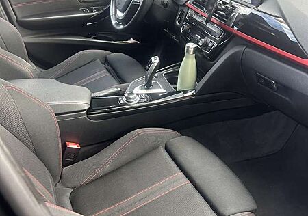BMW 320d 320 Touring Aut. Sport Line