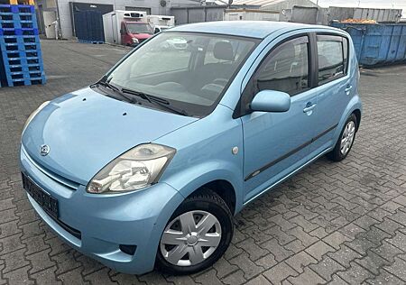 Daihatsu Sirion 1.0 CooLine inkl 12 Monate Garantie