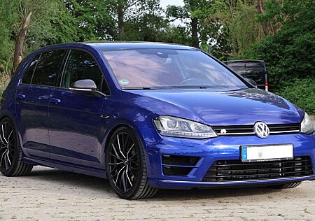 VW Golf Volkswagen R 4Motion BlueMotion Technology DSG