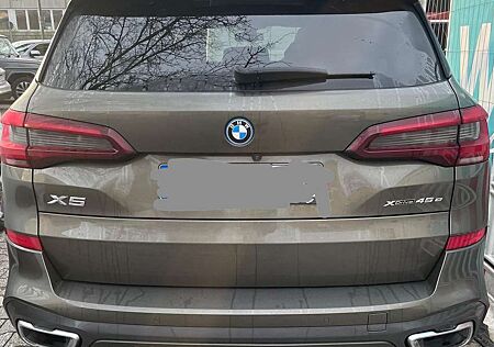 BMW X5 Plug-In-Hybrid xDrive45e