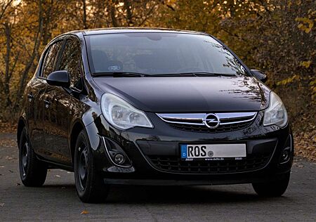 Opel Corsa +1.4+16V+Automatik+150+Jahre+