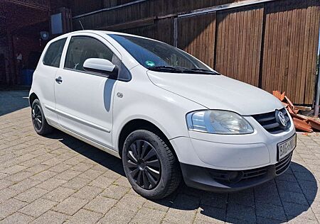 VW Fox Volkswagen 1.2 Klima, Auspuff ab Kat Neu, Scheckheft
