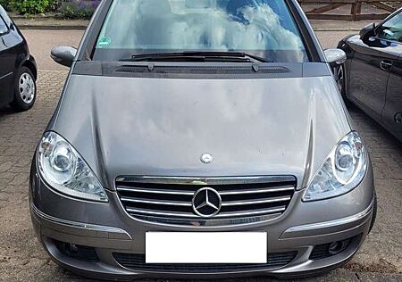 Mercedes-Benz A 200 A-Klasse 3-Türer Avantgarde