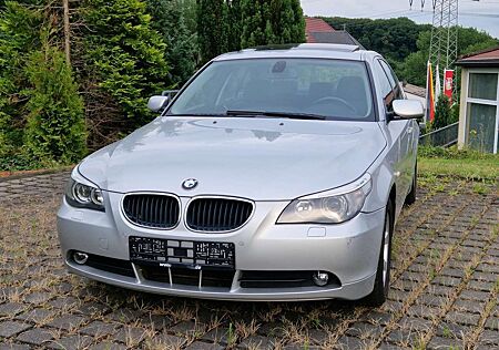 BMW 520i 520 ⭐️ , Xenon, PDC ⭐️