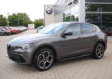Alfa Romeo Stelvio 2.2 Diesel Veloce Q4 - ACC Kamera Leder