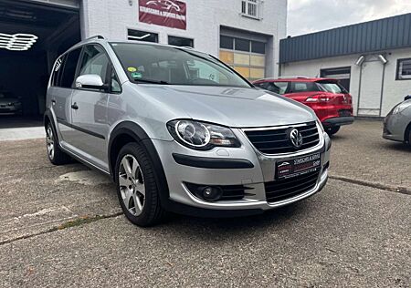 VW Touran Volkswagen /CROSS-/STANDHEIZ./NAVI/AHK/7-SITZER