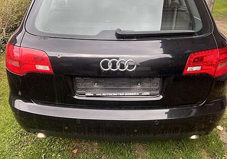 Audi A6 Avant 3.0 TDI DPF quattro tiptronic