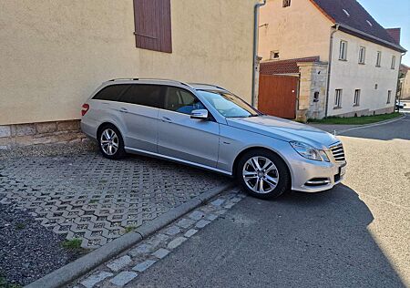 Mercedes-Benz E 250 T CDI DPF 4Matic BlueEFFICIENCY 7G-TRONIC Avantgar