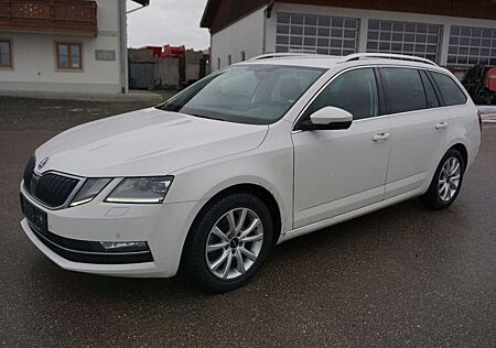 Skoda Octavia Combi Style DSG Leder ACC LED AHK 1Hd