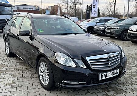 Mercedes-Benz E 220 T-Modell CDI BlueEfficiency