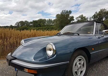 Alfa Romeo Spider 1.6