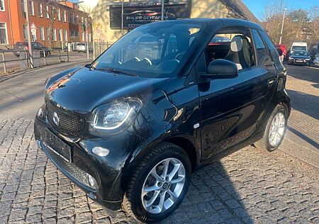 Smart ForTwo CABRIO 90 PS*NAVI*SITZHEIZUNG*TEMPOMAT*