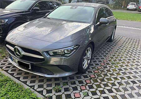 Mercedes-Benz CLA 180 Shooting Brake 7G-DCT Progressive