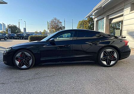 Audi e-tron GT basis quattro RS Keramik Allradlenk NightVis 44...