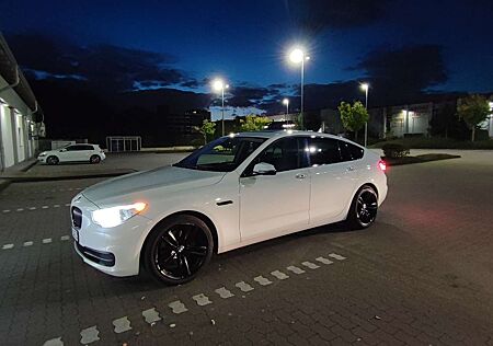 BMW 530d 530 xDrive Gran Turismo Aut. Modern Line