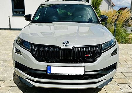 Skoda Kodiaq RS 4x4; Top Zustand; Pano-Dach; Family-Paket etc.