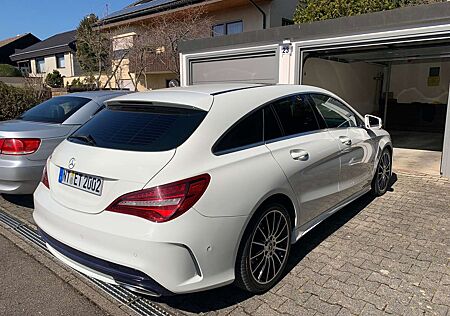 Mercedes-Benz CLA 180 CLA Shooting Brake 180 7G-DCT Peak Edition
