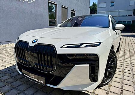 BMW 740 d xD M-Sport SkyLounge*TV*SoftClos*B&W*21Zoll