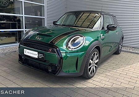 Mini Cooper S Classic-Trim Navi adLED HUD Pano RüKa