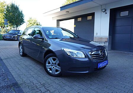 Opel Insignia 2.0 CDTI Edition NAVI+AHK+PDC+XENON+TAMPOMAT