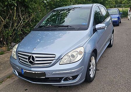 Mercedes-Benz B 180 CDI Autotronic