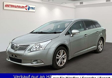 Toyota Avensis Kombi 2.0 Executive Automatik RHD