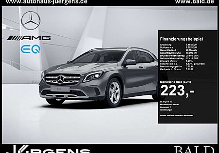 Mercedes-Benz GLA 200 Sport Utility Vehicle +Urban+LED+Navi