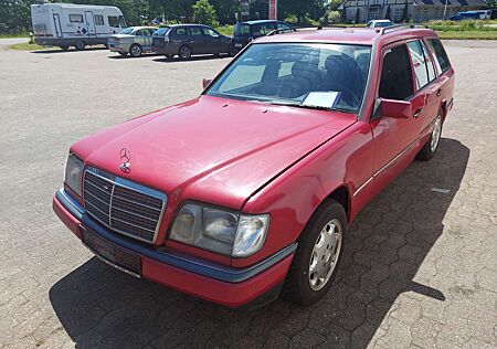 Mercedes-Benz 300 D Kombi Oldtimer