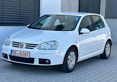 VW Golf Volkswagen 1.6 TOUR+SCHECKHEFT+ 2 HAND+SEHR SAUBER+SHZ+TÜV