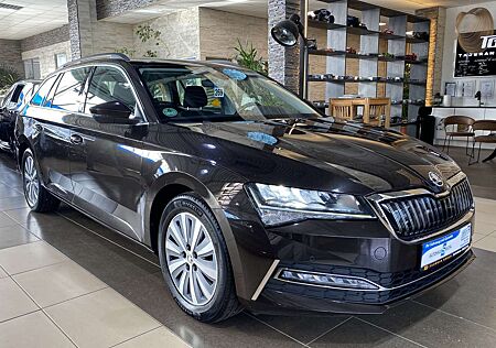 Skoda Superb Ambition iV Navi AHK PDC SHZ DAB+ DCC