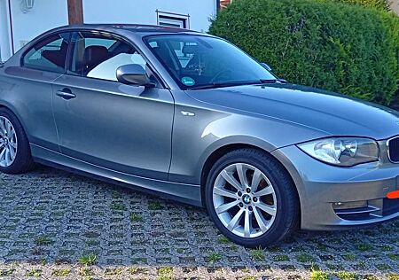 BMW 120i 120 1er Coupe Coupe