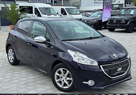 Peugeot 208 Style 1.2/KLIMA/TEMPOMAT/PDC HINTEN/RADIO
