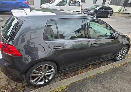 VW Golf Volkswagen 1.4 TSI BlueMotion Technology Allstar