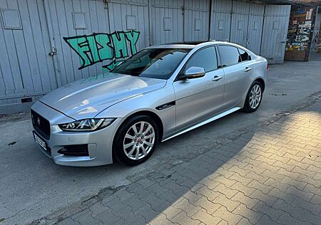 Jaguar XE R-Sport