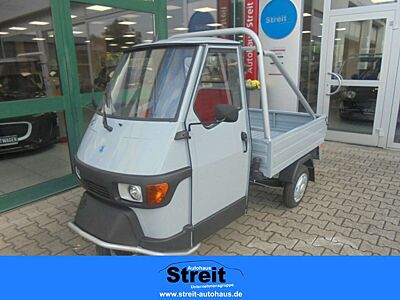 Piaggio Ape 50 Cross Country grau, auch als 25 km/h erhältlich