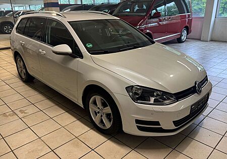 VW Golf Variant Volkswagen 1.6 Comfortline BlueTDI Navi, AHK; Klimaautomatik