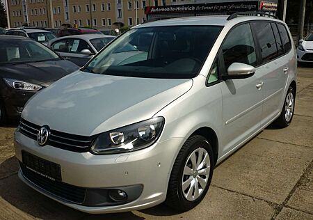 VW Touran Volkswagen 1.6 TDi BMT Comfortline PDC! Tempomat! NAVi! AHK!