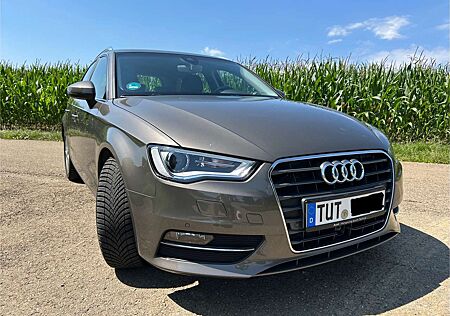 Audi A3 2.0 TDI Sportback S tronic Attraction