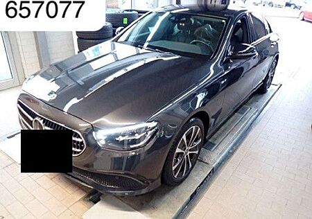 Mercedes-Benz E 300 de Avantgarde LED 18" FahrAss+ SiKlima Kam
