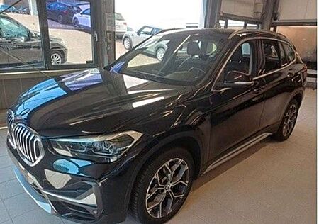 BMW X1 sDrive 18i xLine Aut/Navi/LED/Park&DrivAssist