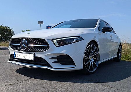 Mercedes-Benz A 250 AMG Line Standhzg/Burmester/360°/TÜV Neu