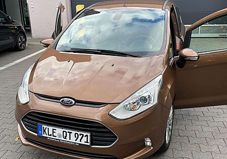 Ford B-Max 1.0 EcoBoost Titanium