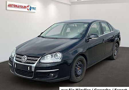 VW Jetta Volkswagen 2.0 FSI Sportline Xenon Leder Navi AAC SHZ